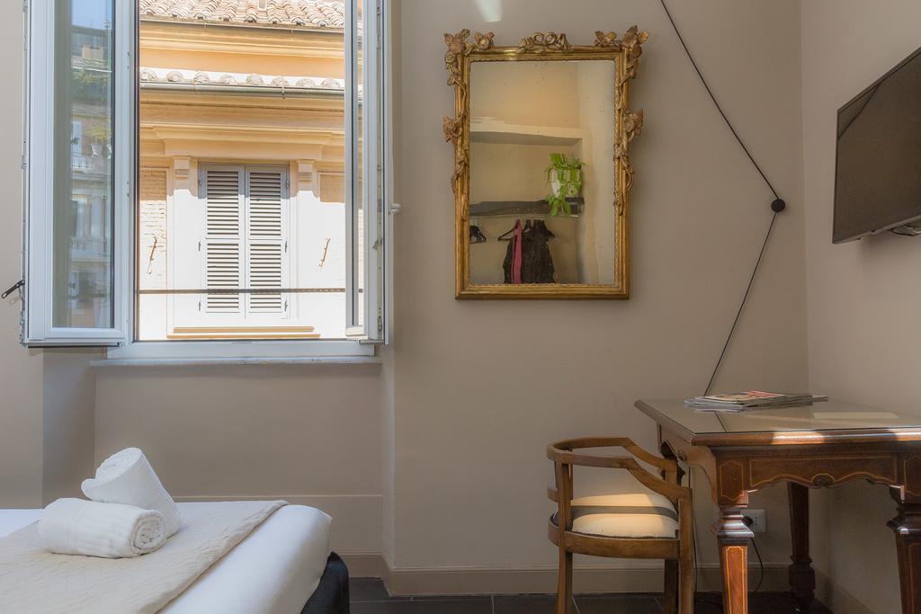 App Condotti Luxury Apartment In روما المظهر الخارجي الصورة